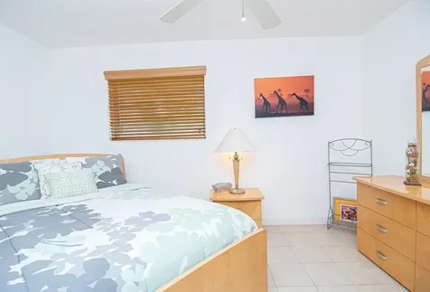 6872 SW 15th Street North Lauderdale FL 33068