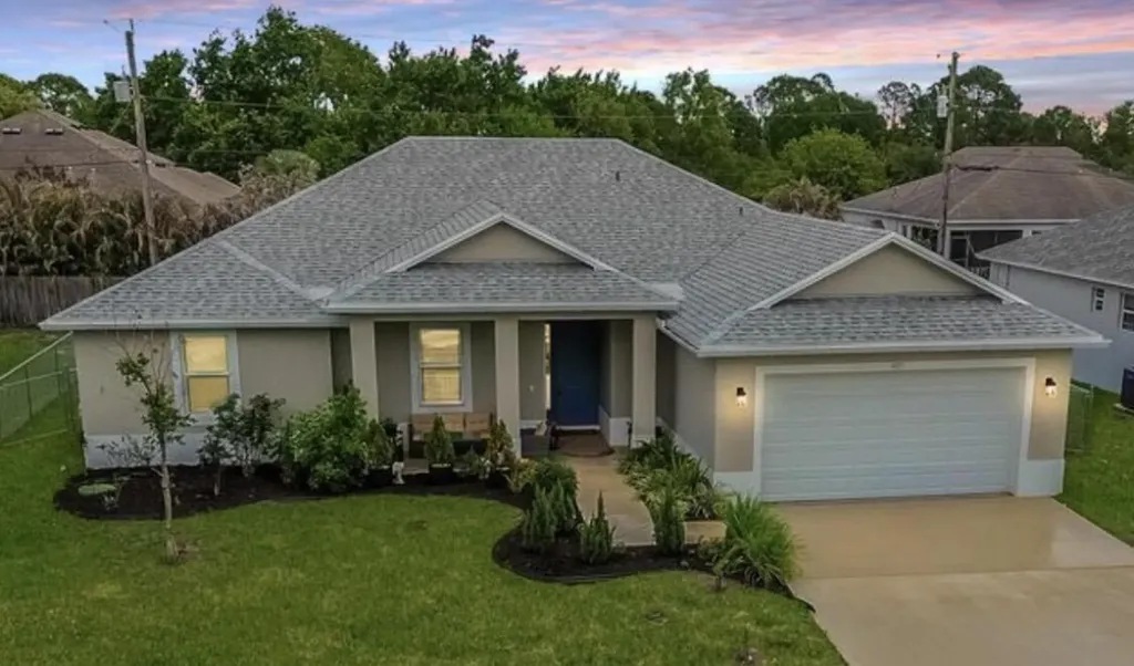 4037 SW Mcintosh Street Port St Lucie FL 34953
