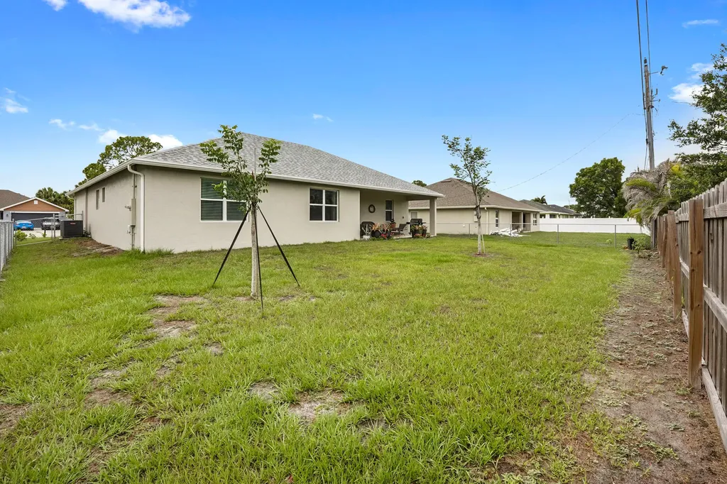 4037 SW Mcintosh Street Port St Lucie FL 34953