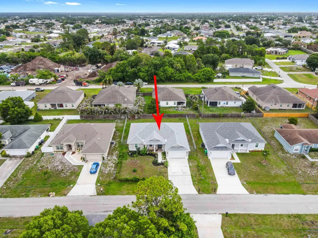 4037 SW Mcintosh Street Port St Lucie FL 34953