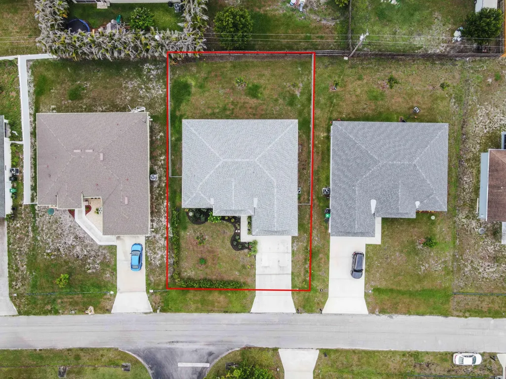 4037 SW Mcintosh Street Port St Lucie FL 34953