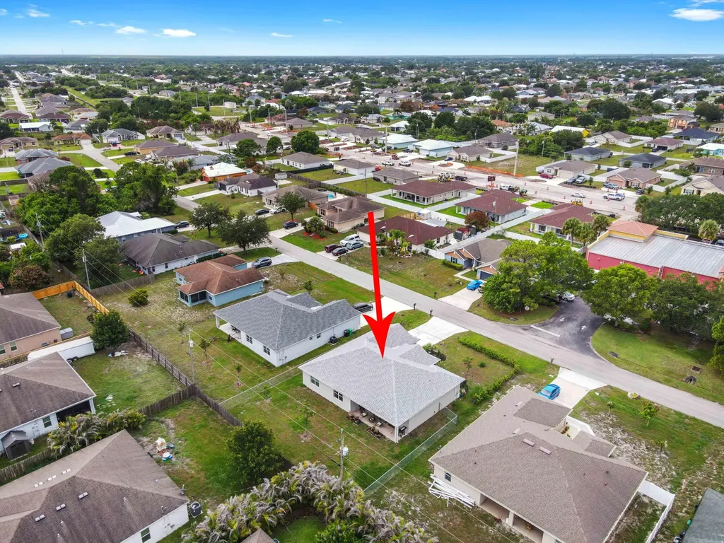 4037 SW Mcintosh Street Port St Lucie FL 34953