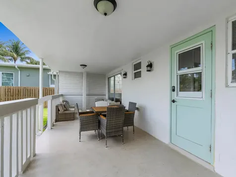 422 N Lakeside Drive Lake Worth Beach FL 33460