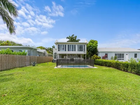 422 N Lakeside Drive Lake Worth Beach FL 33460