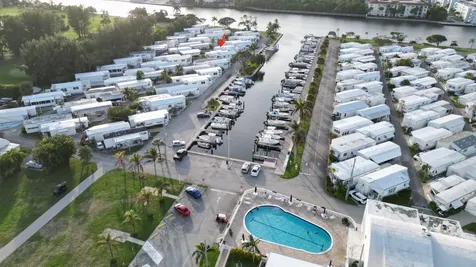 209 Eagle Drive E Briny Breezes FL 33435