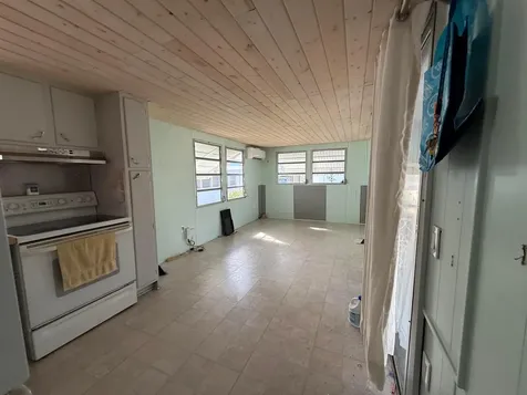 209 Eagle Drive E Briny Breezes FL 33435
