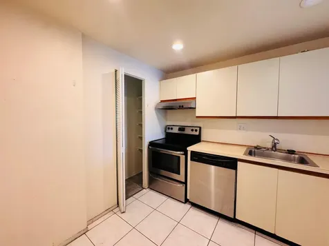 8025 S Colony Circle Tamarac FL 33321