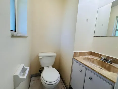 8025 S Colony Circle Tamarac FL 33321