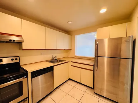 8025 S Colony Circle Tamarac FL 33321