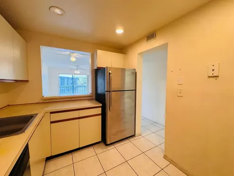 8025 S Colony Circle Tamarac FL 33321