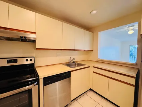 8025 S Colony Circle Tamarac FL 33321