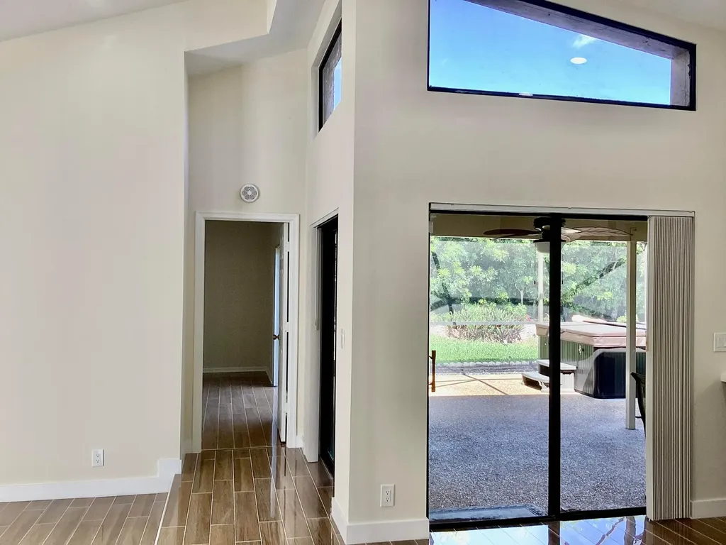 8895 Old Pine Road Boca Raton FL 33433
