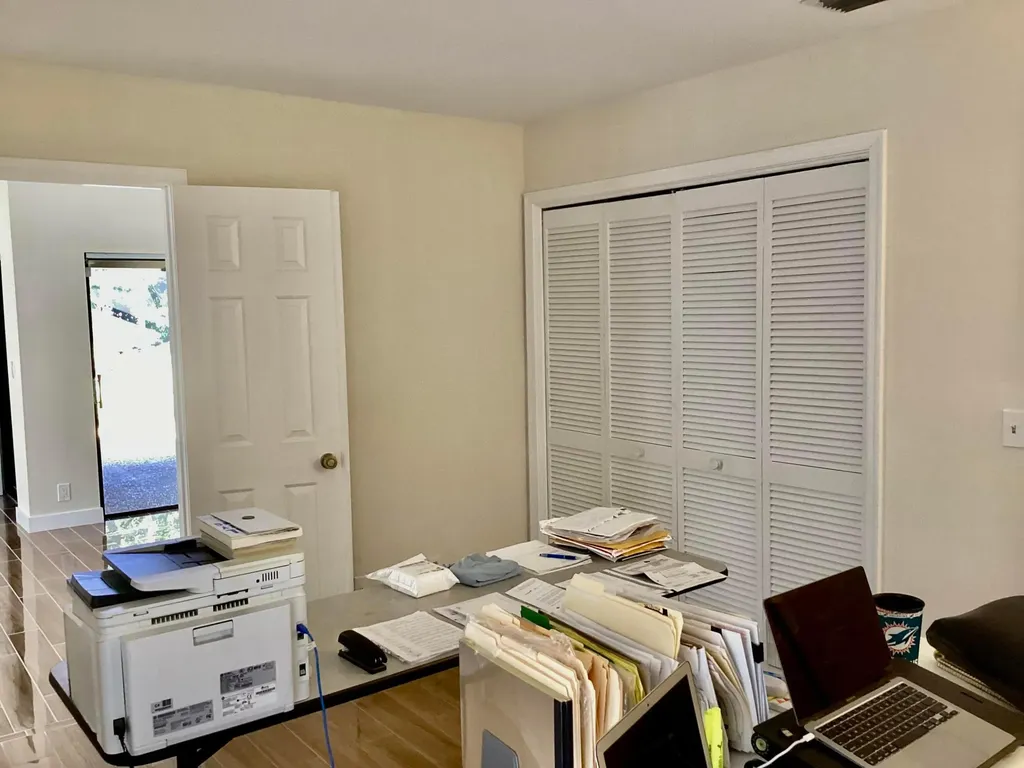 8895 Old Pine Road Boca Raton FL 33433