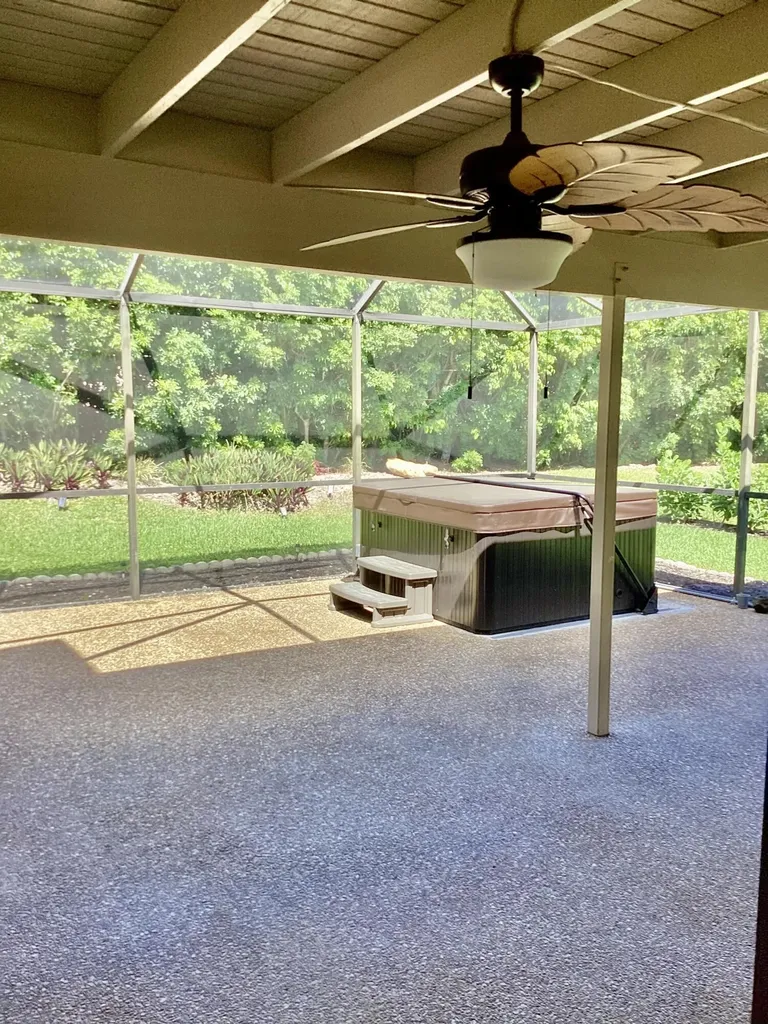 8895 Old Pine Road Boca Raton FL 33433