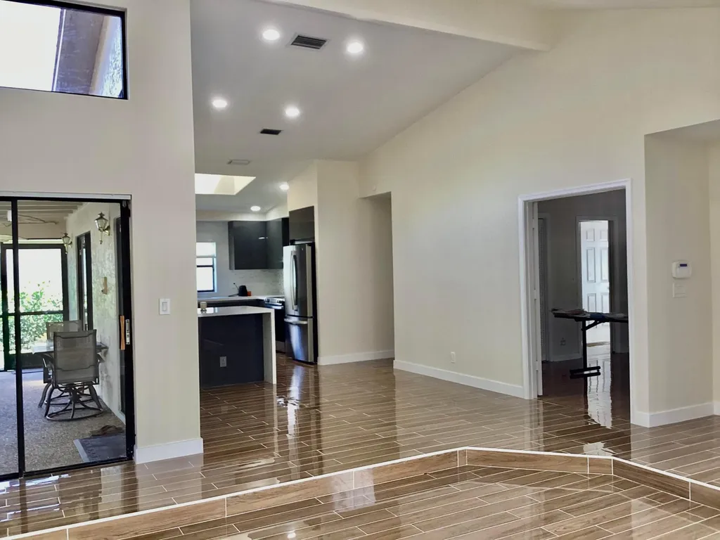 8895 Old Pine Road Boca Raton FL 33433