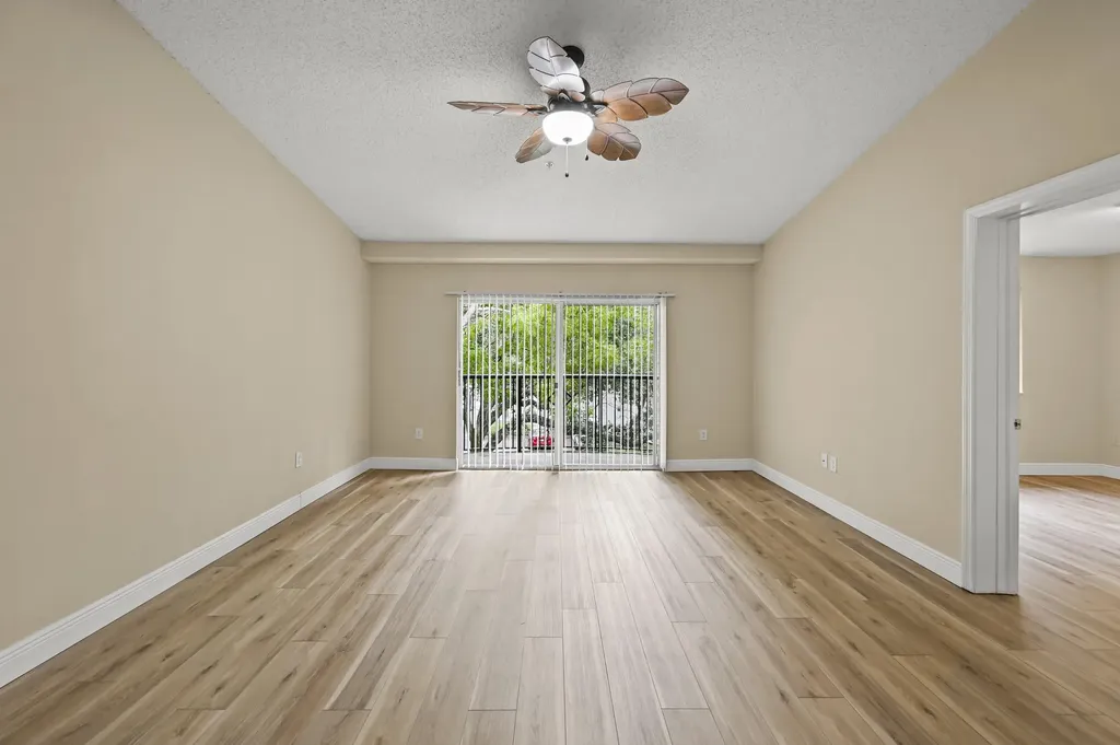 1100 S Crestwood Court S Royal Palm Beach FL 33411