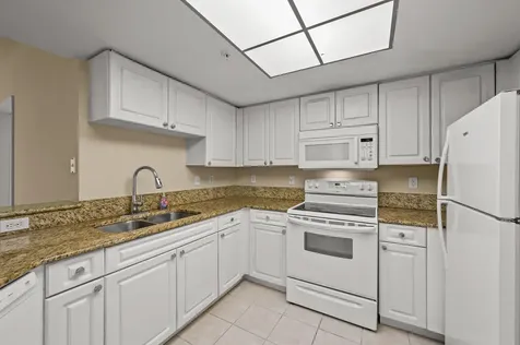 1100 S Crestwood Court S Royal Palm Beach FL 33411