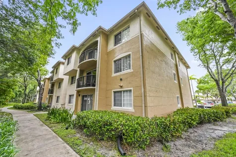 1100 S Crestwood Court S Royal Palm Beach FL 33411