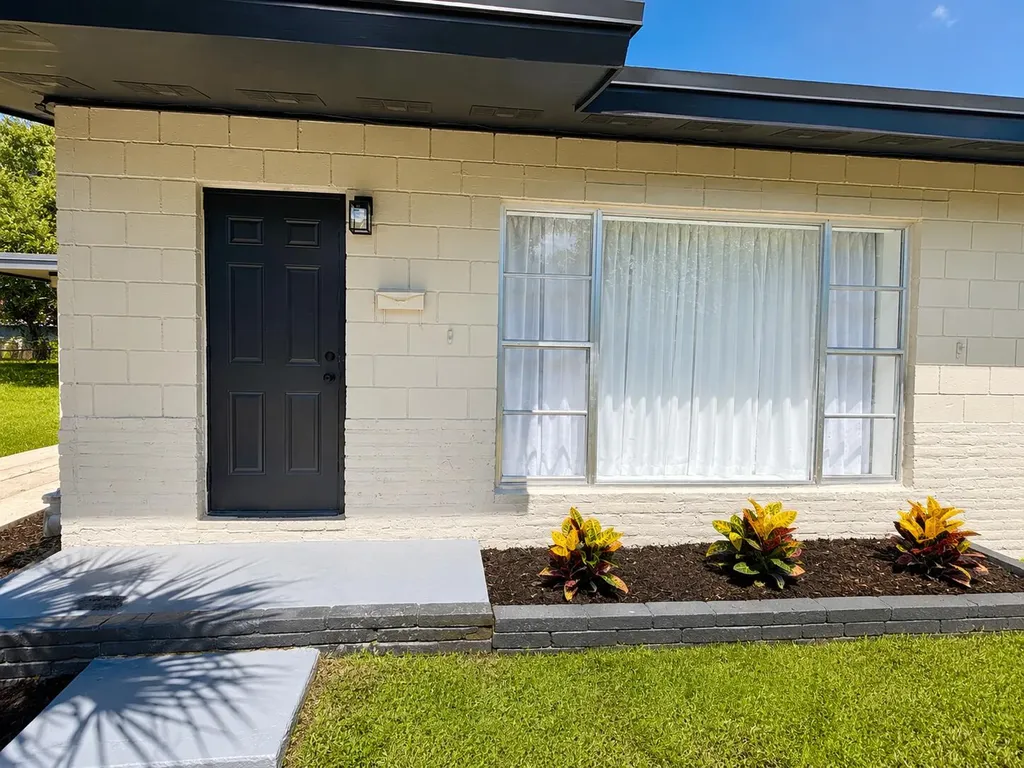 1606 N 14th Street Fort Pierce FL 34950