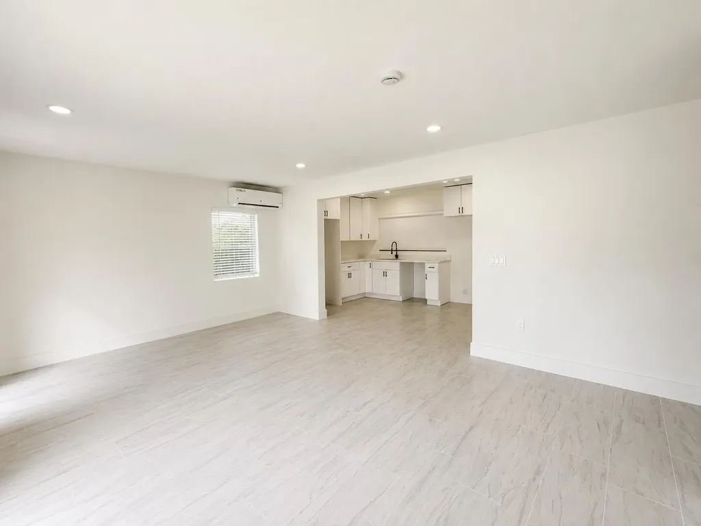 1606 N 14th Street Fort Pierce FL 34950