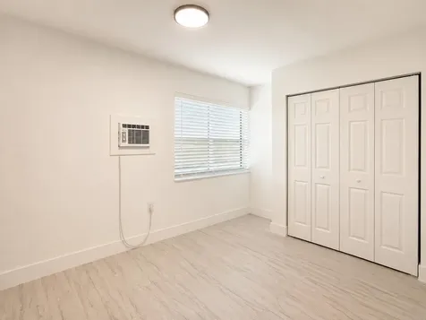 1606 N 14th Street Fort Pierce FL 34950