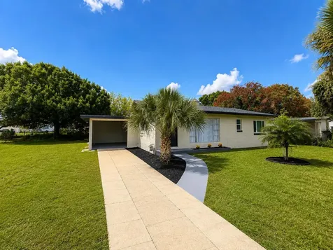 1606 N 14th Street Fort Pierce FL 34950