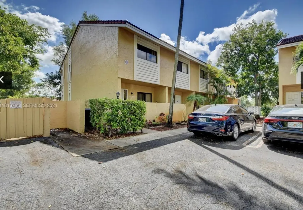 9270 NW 40th Street Coral Springs FL 33065