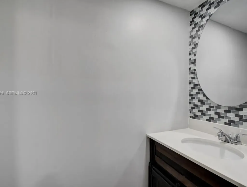9270 NW 40th Street Coral Springs FL 33065