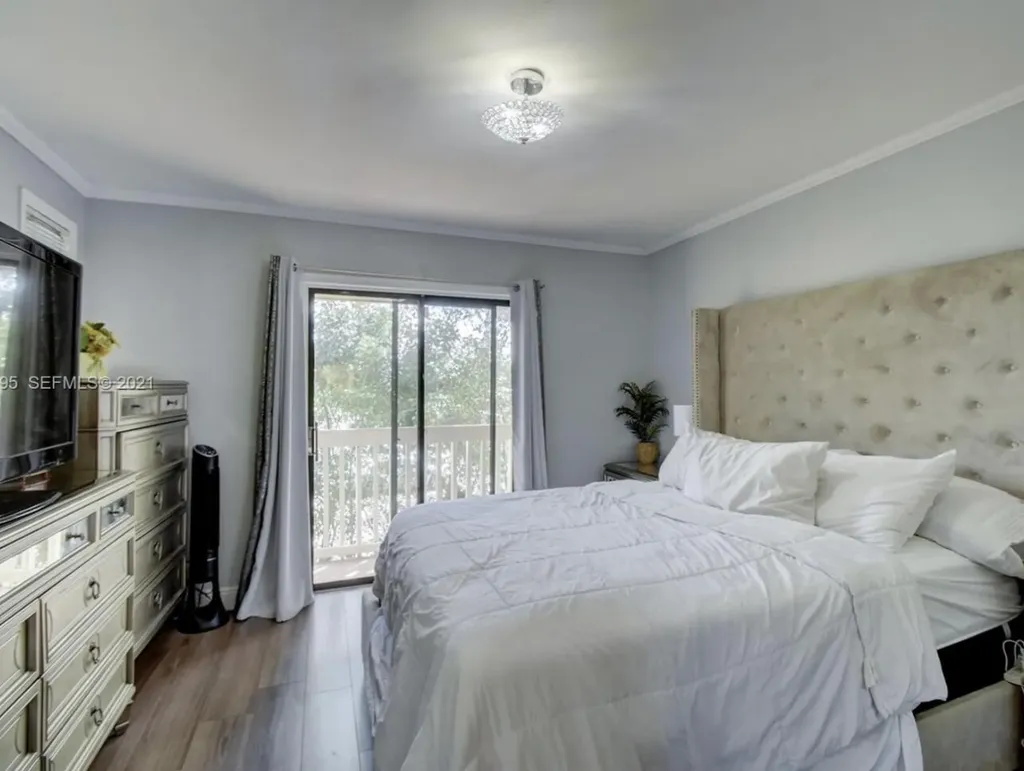 9270 NW 40th Street Coral Springs FL 33065