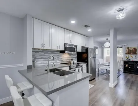 9270 NW 40th Street Coral Springs FL 33065