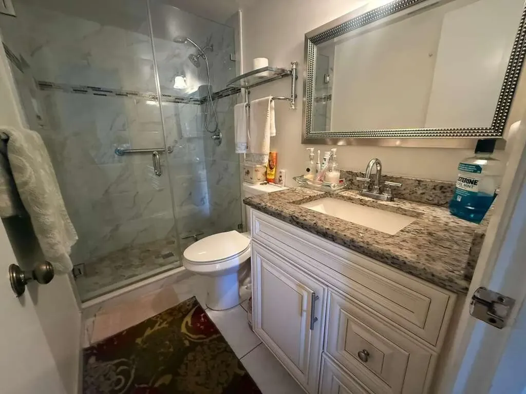 213 Pine Hov Circle Greenacres FL 33463
