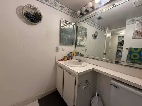 213 Pine Hov Circle Greenacres FL 33463