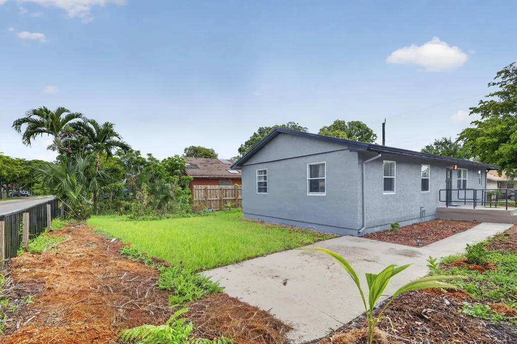 800 NW 6th Avenue Pompano Beach FL 33060
