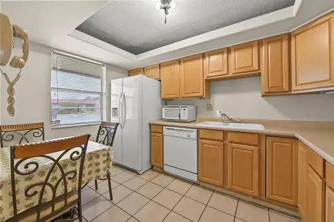 109 Lake Barbara Drive West Palm Beach FL 33411