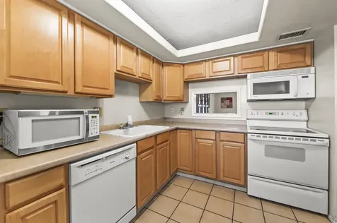 109 Lake Barbara Drive West Palm Beach FL 33411