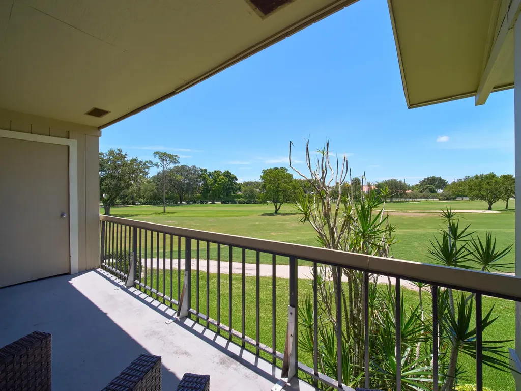18439 SE Wood Haven Lane Jupiter FL 33469