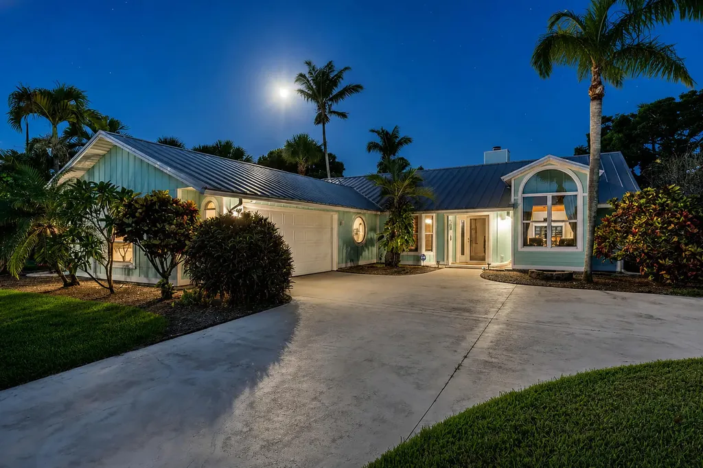 4240 SE Happy Lane Stuart FL 34997