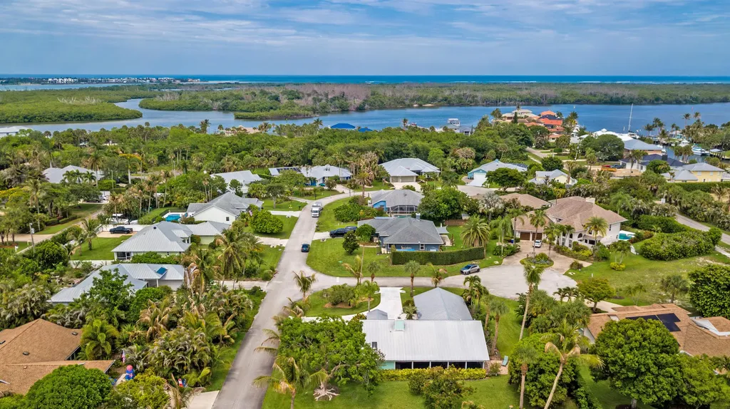 4240 SE Happy Lane Stuart FL 34997