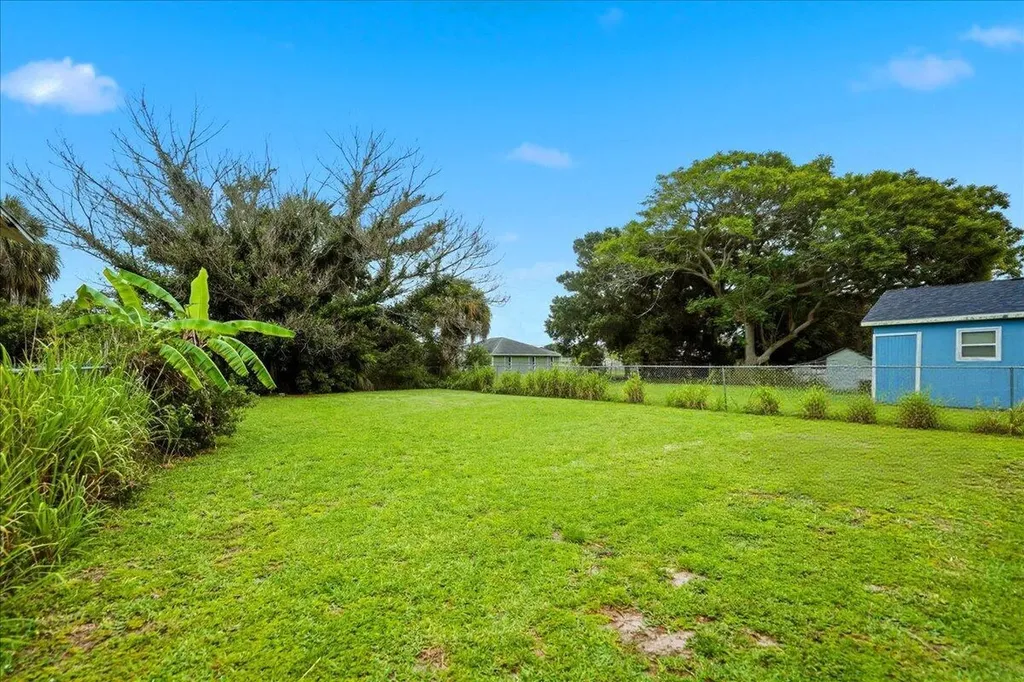 1110 N 22nd Street Fort Pierce FL 34950