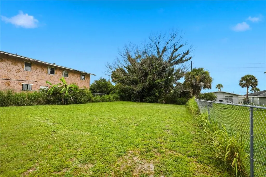 1110 N 22nd Street Fort Pierce FL 34950