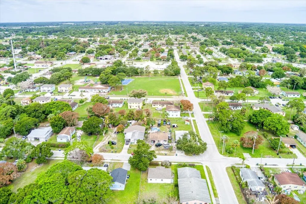 1110 N 22nd Street Fort Pierce FL 34950