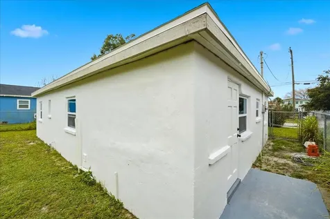 1110 N 22nd Street Fort Pierce FL 34950