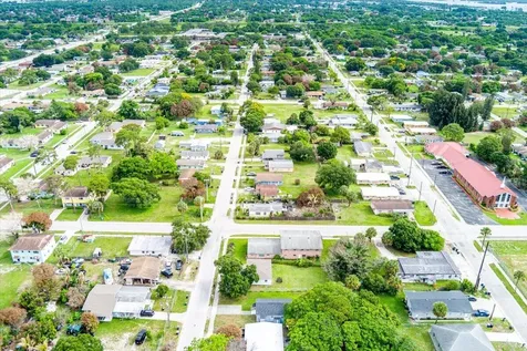 1110 N 22nd Street Fort Pierce FL 34950