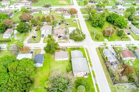 1110 N 22nd Street Fort Pierce FL 34950