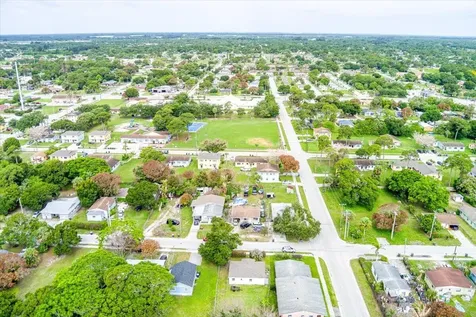 1110 N 22nd Street Fort Pierce FL 34950