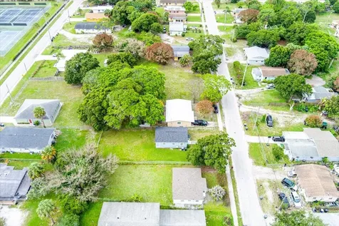 1110 N 22nd Street Fort Pierce FL 34950
