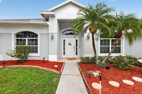 1571 SW Hunnicut Avenue Port St Lucie FL 34953