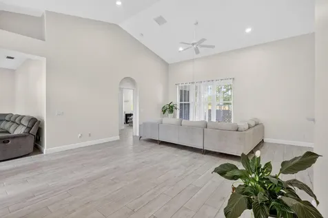 1571 SW Hunnicut Avenue Port St Lucie FL 34953
