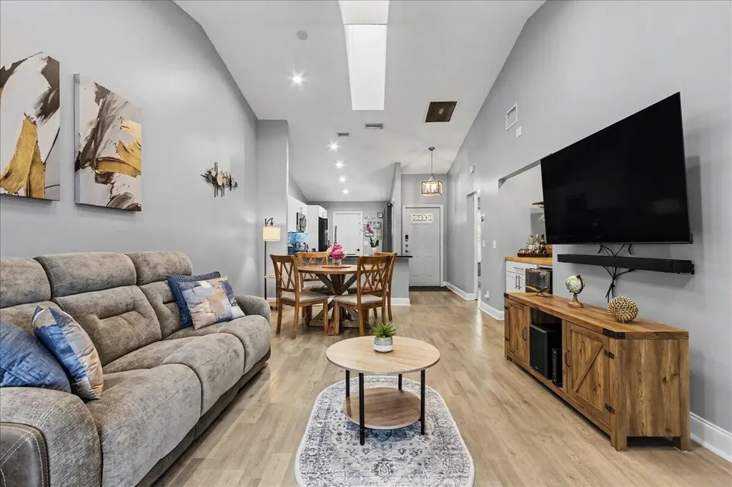3801 Island Club Circle E Lake Worth FL 33462