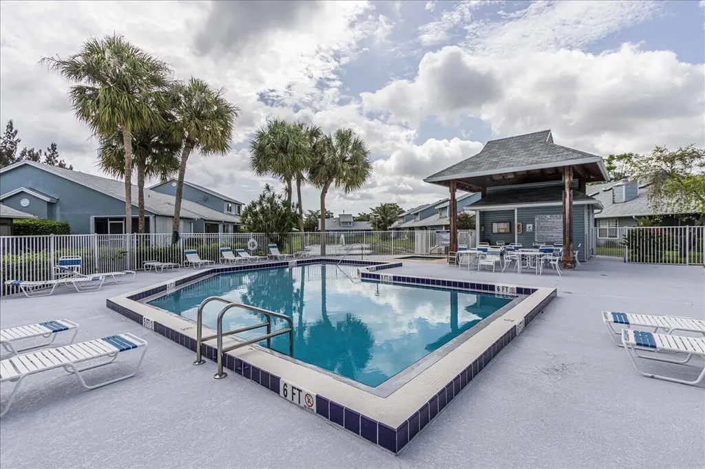 3801 Island Club Circle E Lake Worth FL 33462